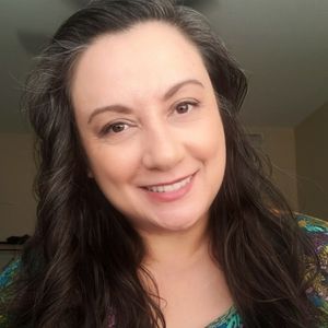 Meet your Posher, Evie